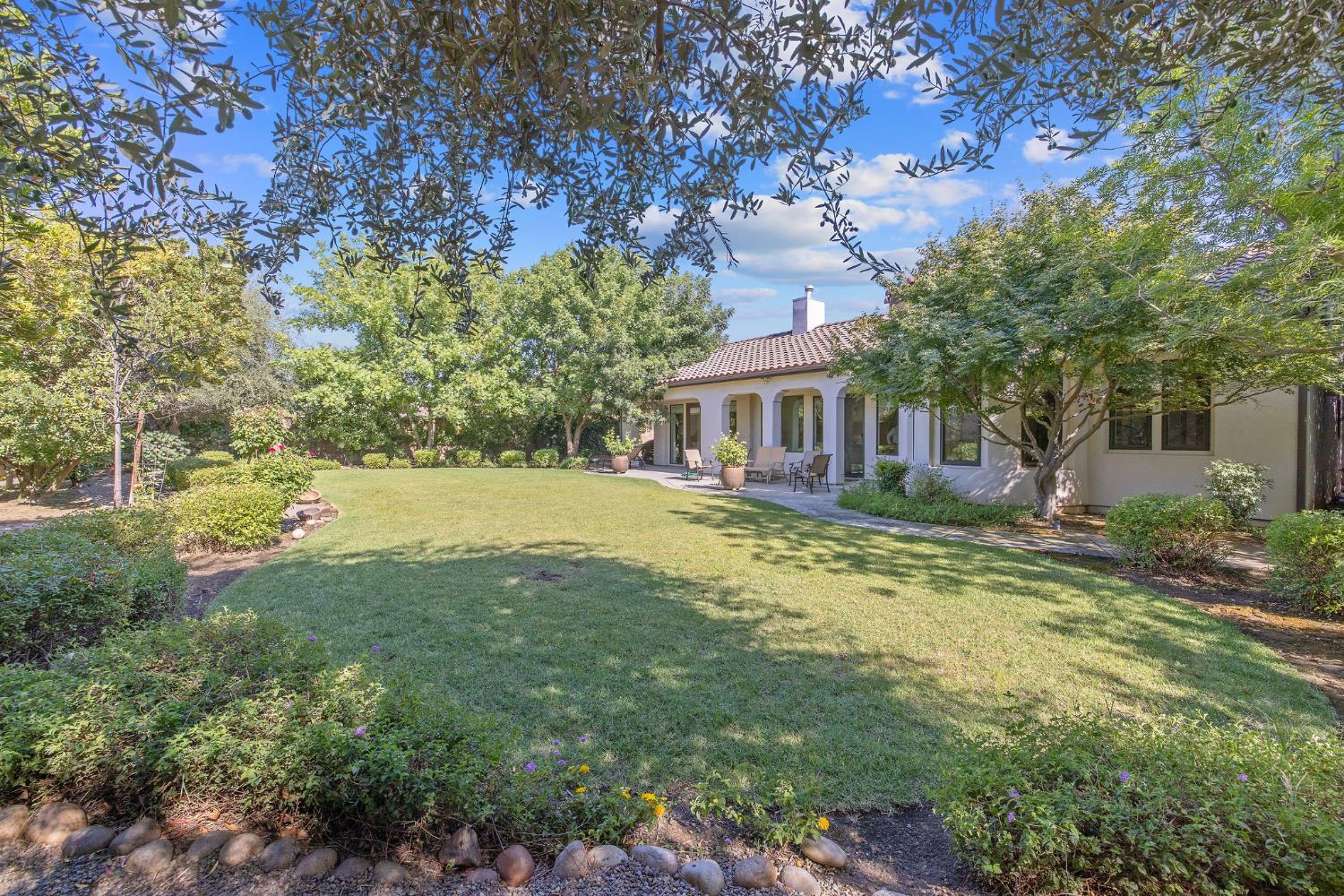 4638 W Lark Ct, Visalia, CA 93291