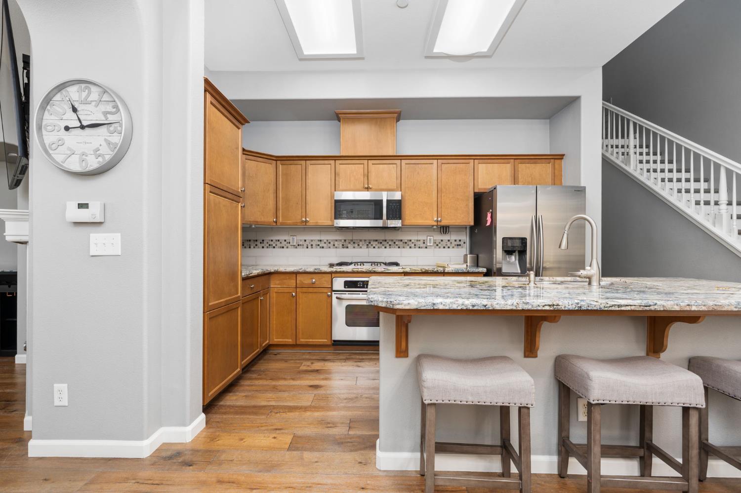 5313 W King Fisher Ln, Fresno, CA 93722