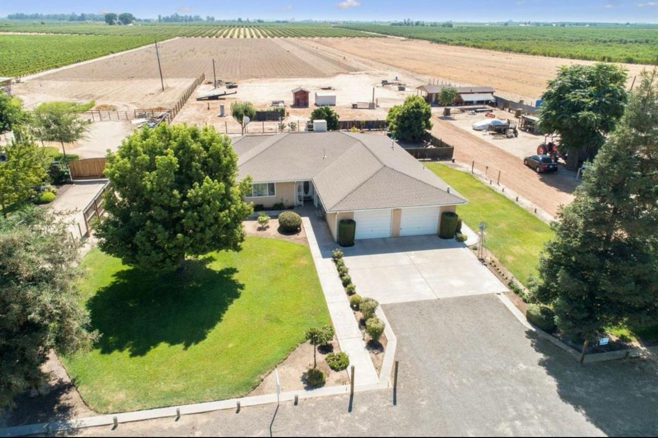 12420 S Chestnut Ave, Fresno, CA 93725