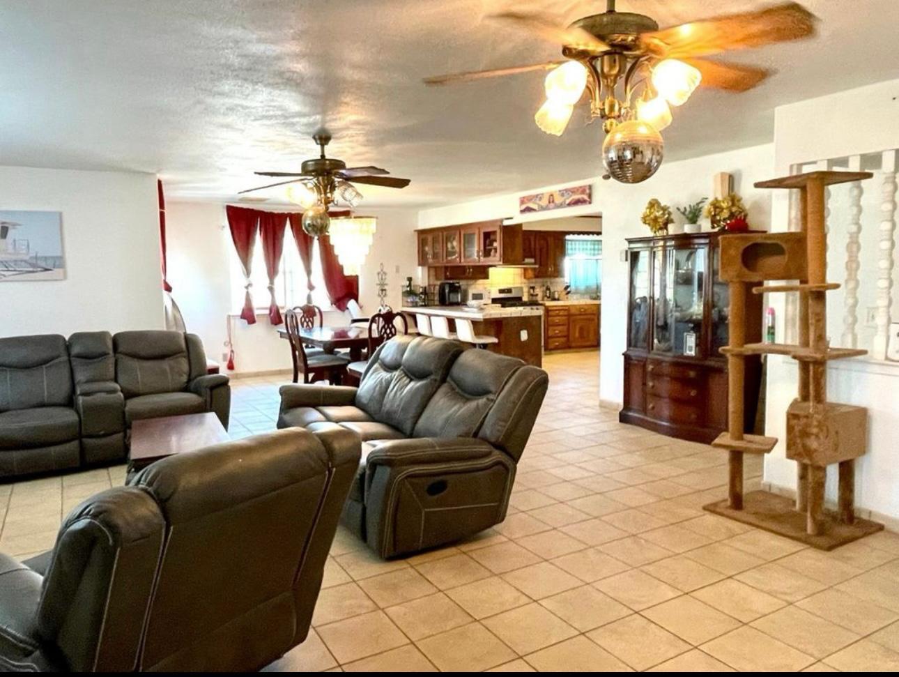 12420 S Chestnut Ave, Fresno, CA 93725