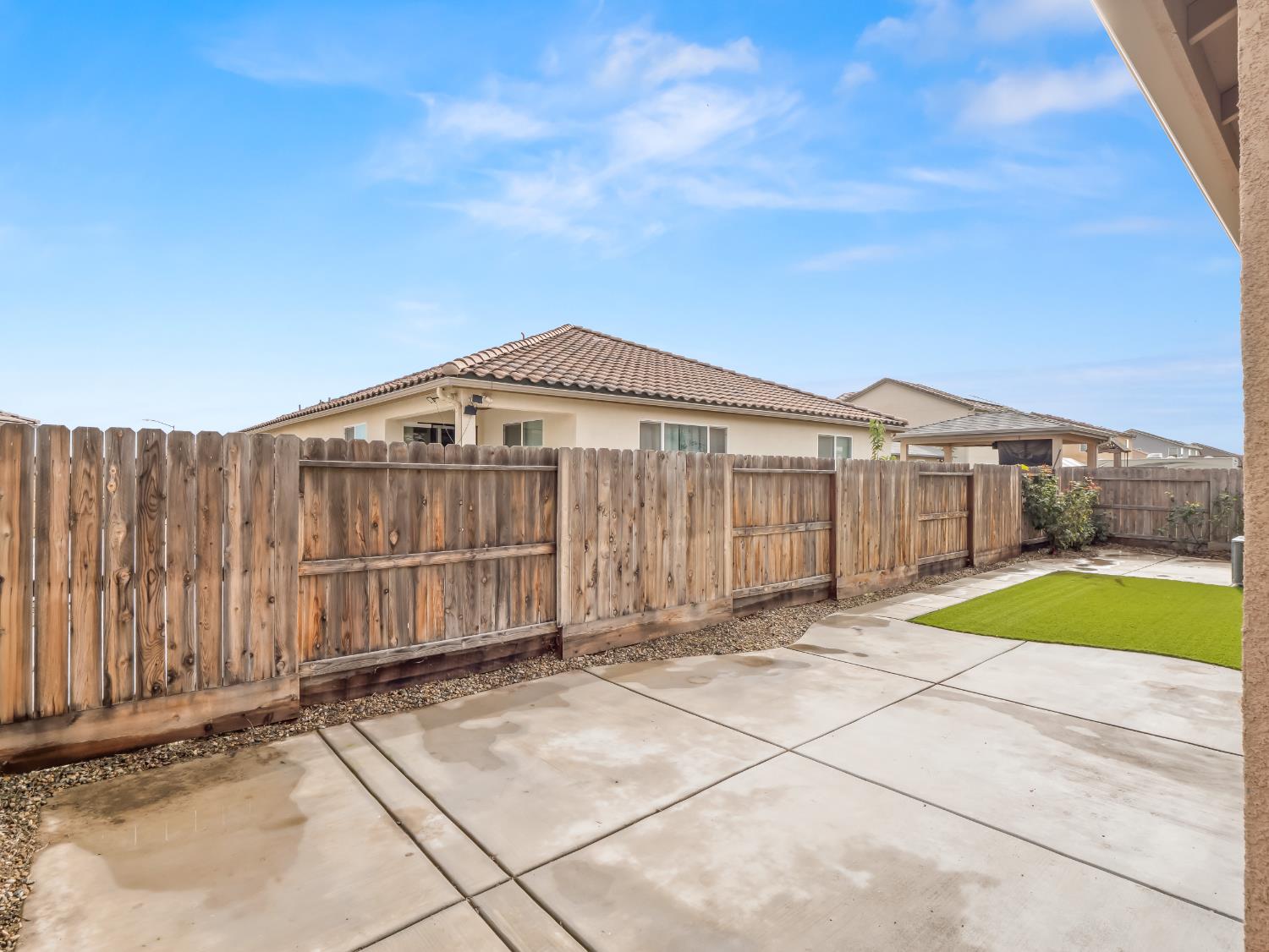 4662 N Casey Ave, Fresno, CA 93723