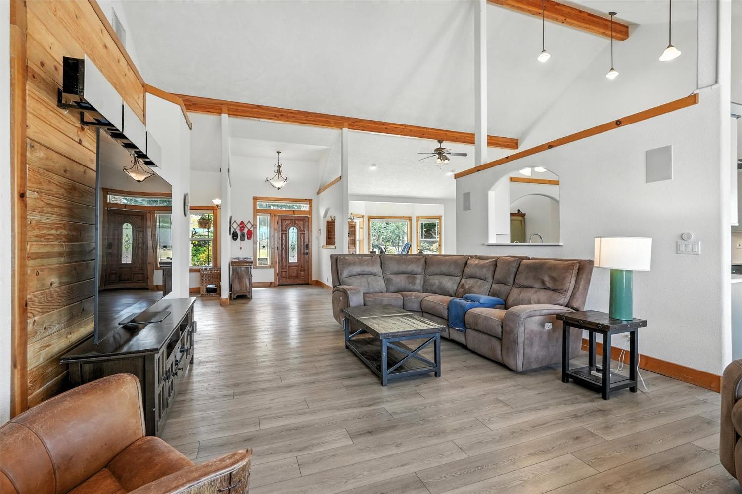 31364 Quartz Mountain Rd, Coarsegold, CA 93614