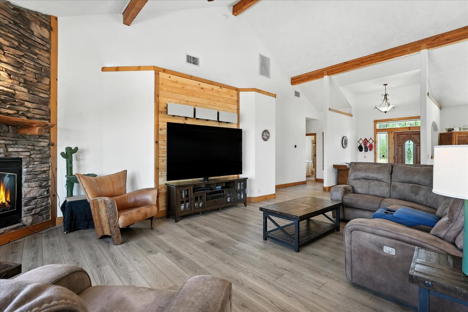 31364 Quartz Mountain Rd, Coarsegold, CA 93614