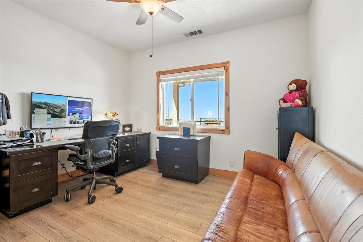 31364 Quartz Mountain Rd, Coarsegold, CA 93614