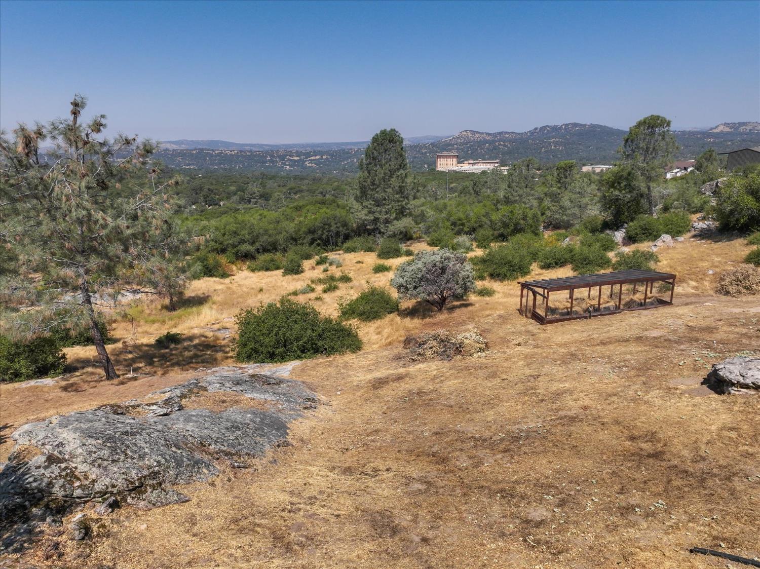 31364 Quartz Mountain Rd, Coarsegold, CA 93614