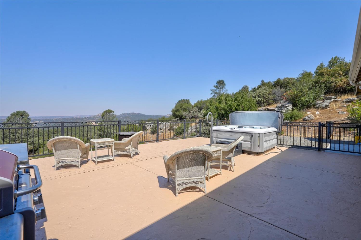 31364 Quartz Mountain Rd, Coarsegold, CA 93614