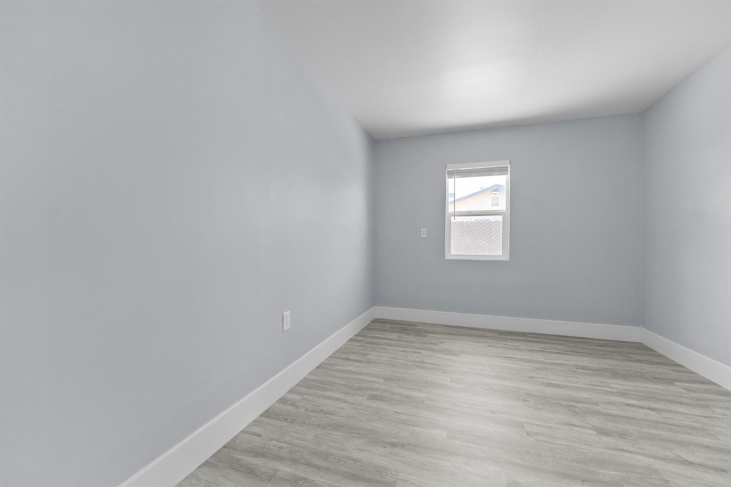 4014 E Olive Ave, Fresno, CA 93702