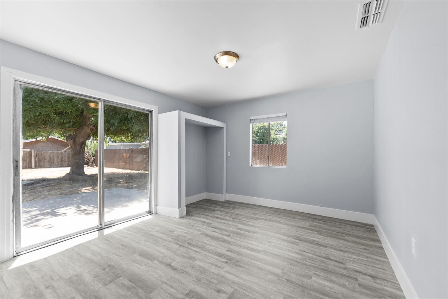 4014 E Olive Ave, Fresno, CA 93702