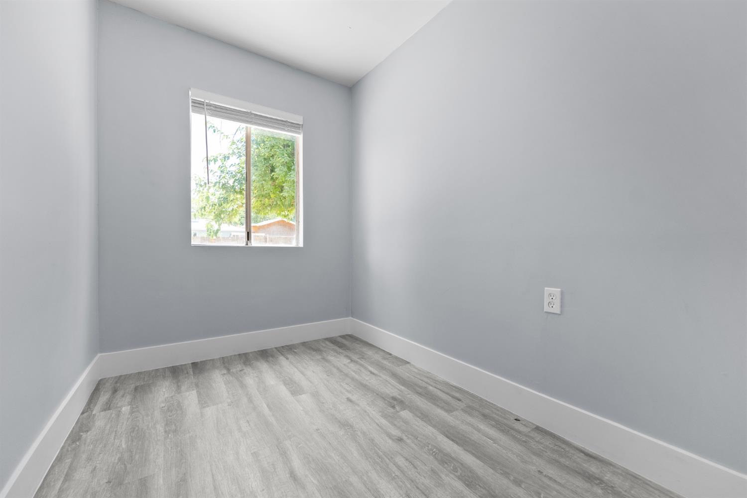 4014 E Olive Ave, Fresno, CA 93702