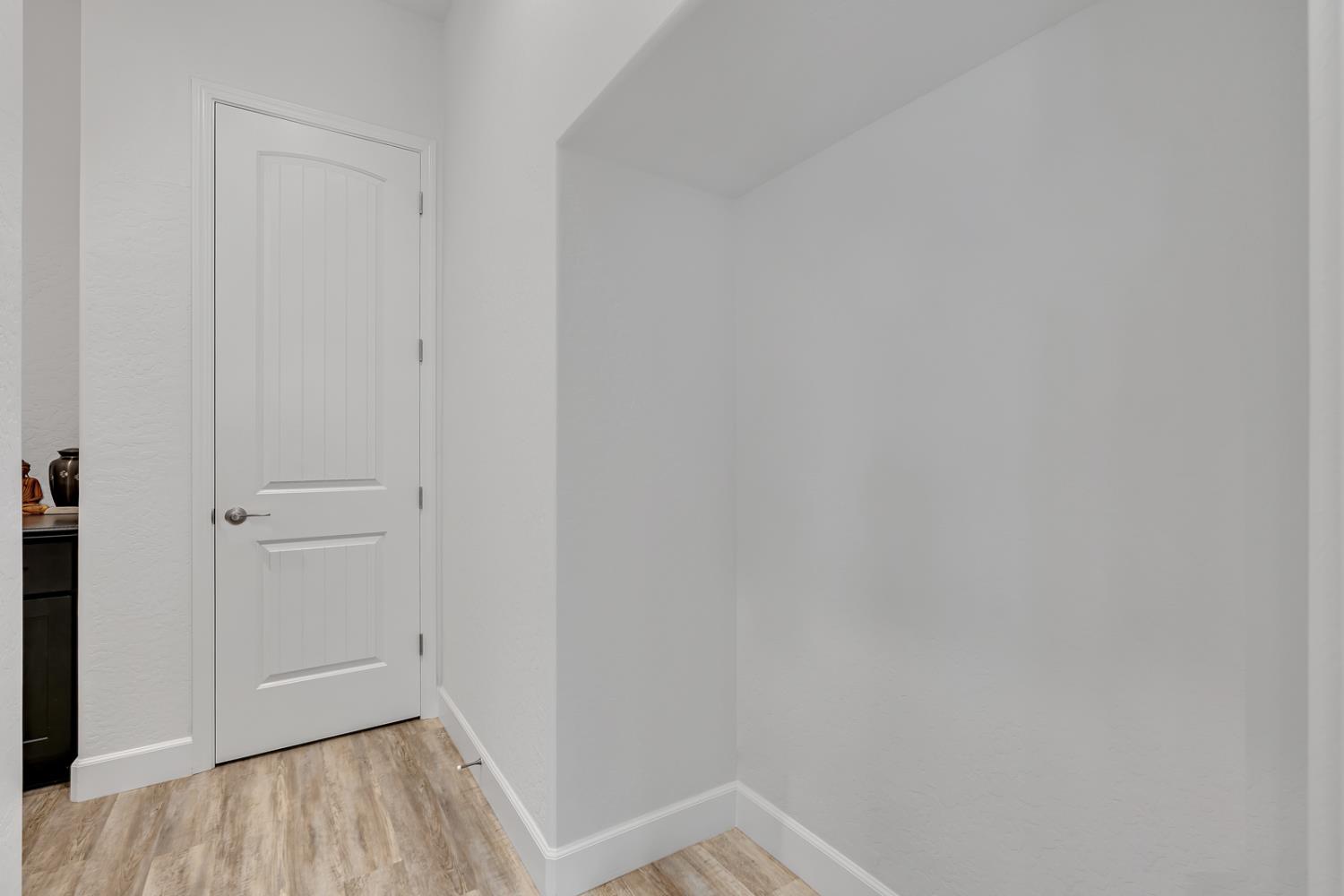 253 Peters Ln S, Madera, CA 93636