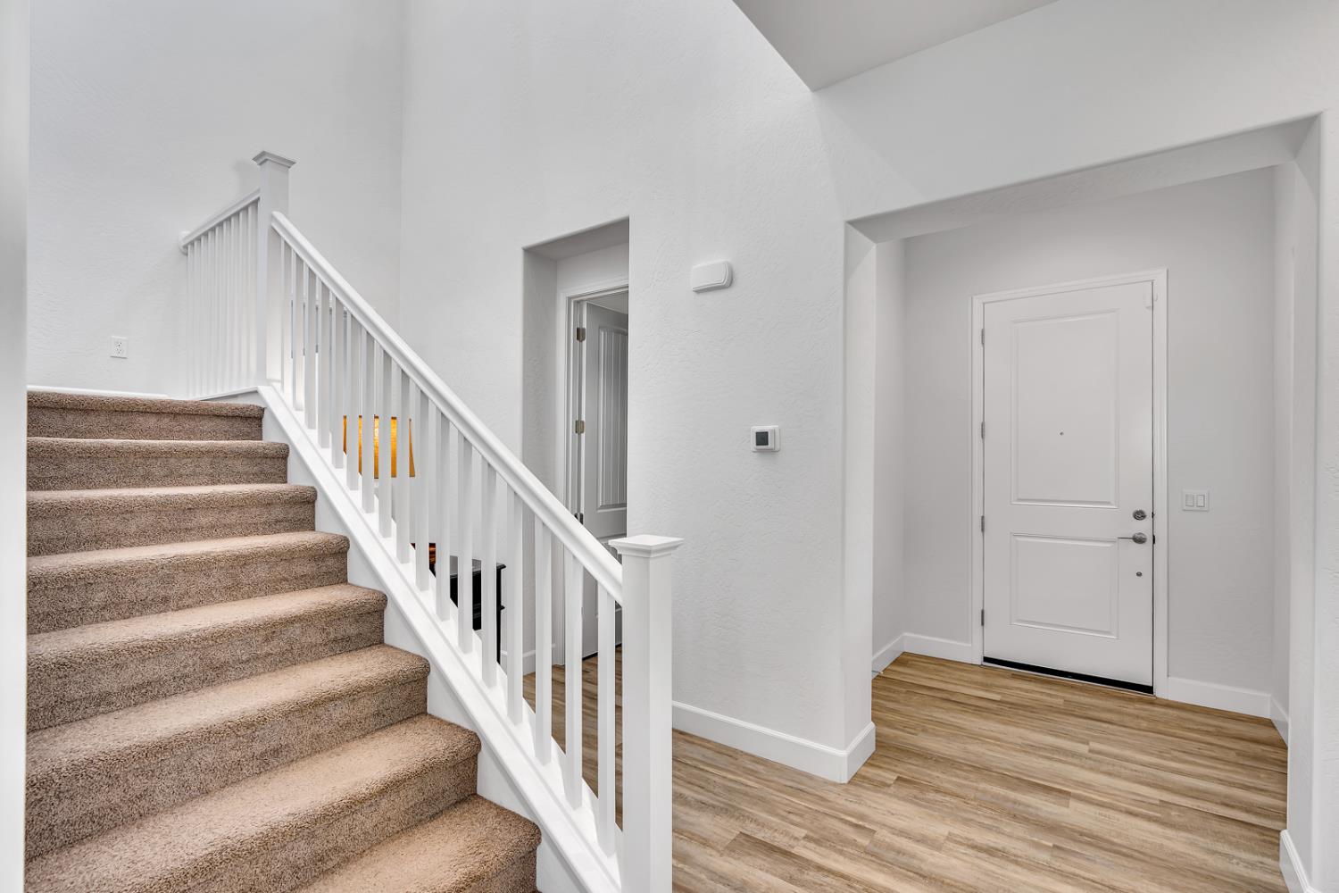 253 Peters Ln S, Madera, CA 93636