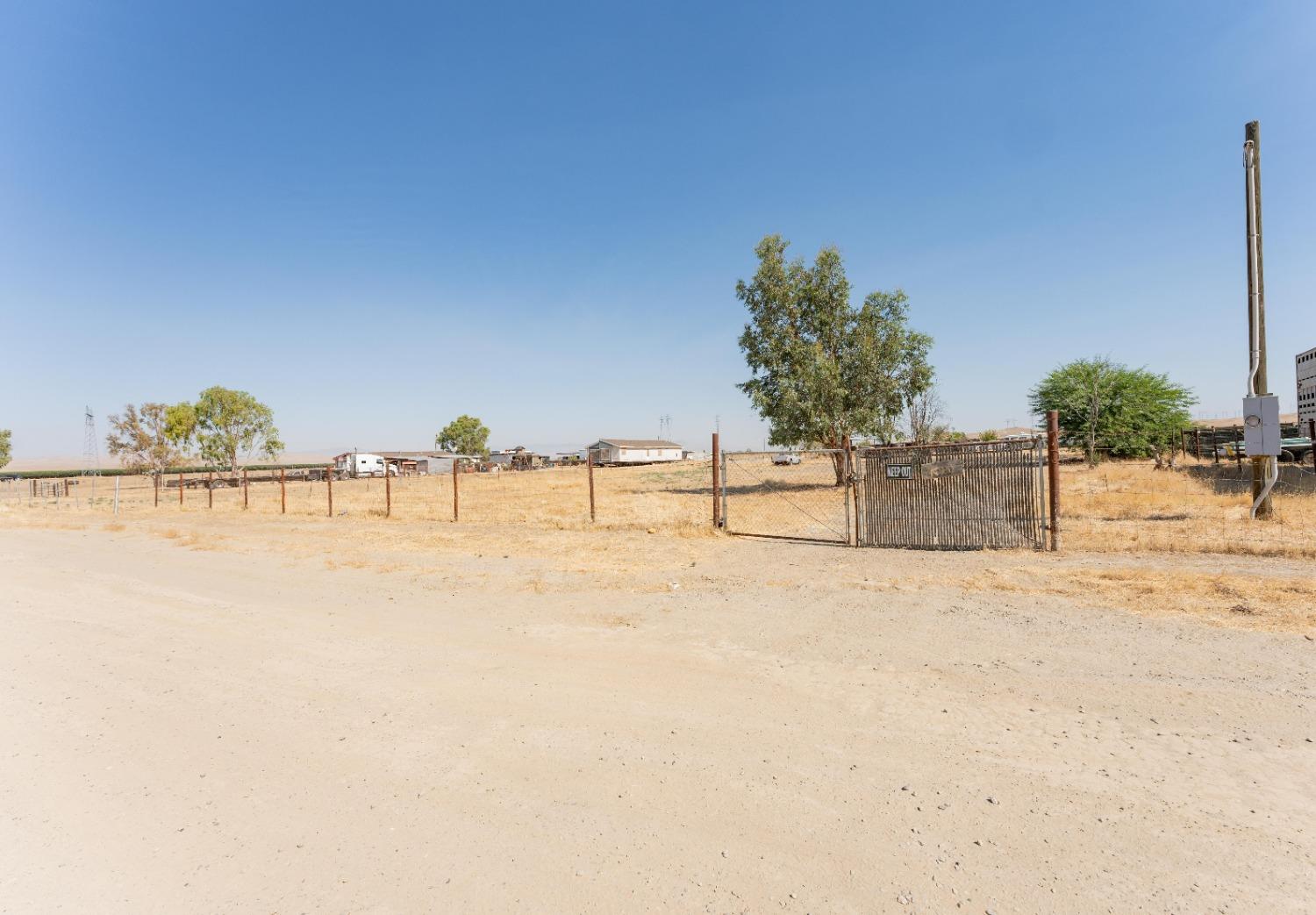 47930 S Lost Hills Rd, Coalinga, CA 93210