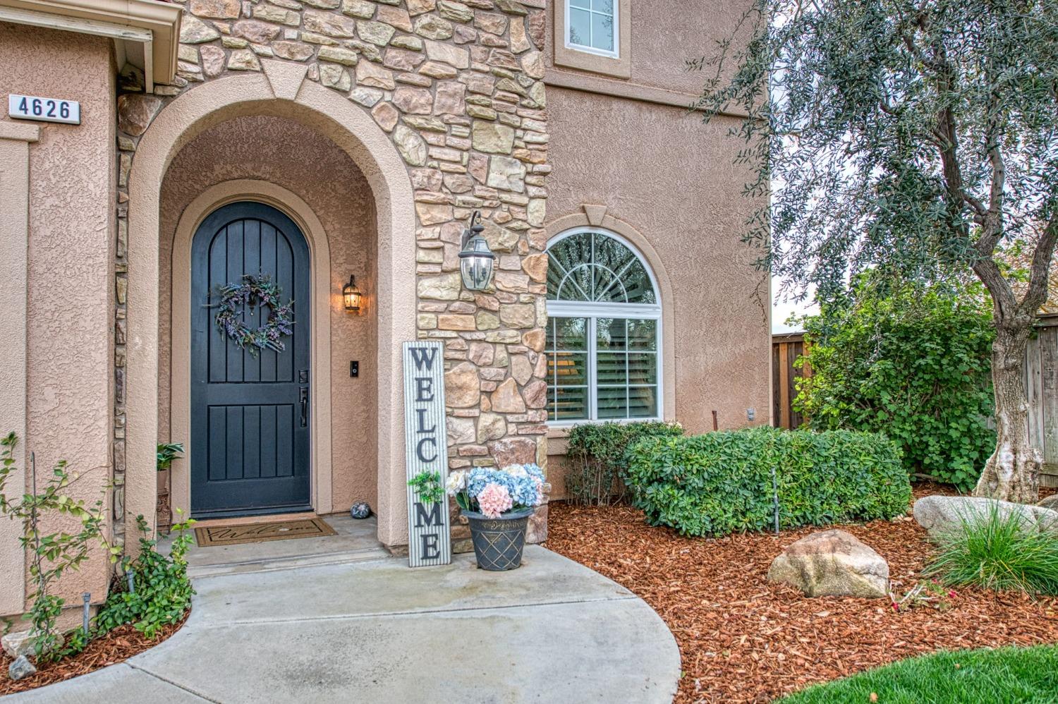 4626 N Arrow Ridge Way, Clovis, CA 93619