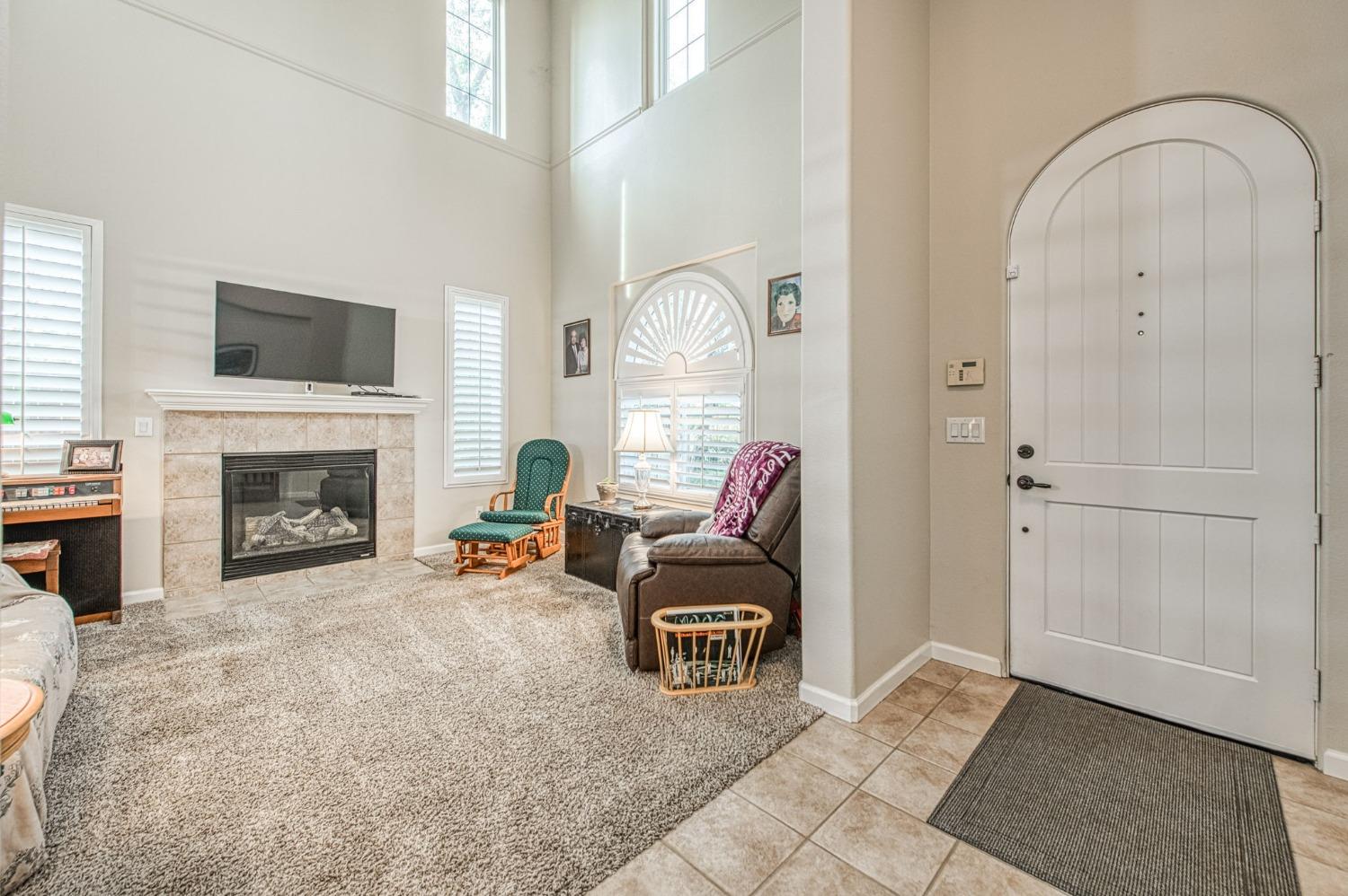 4626 N Arrow Ridge Way, Clovis, CA 93619