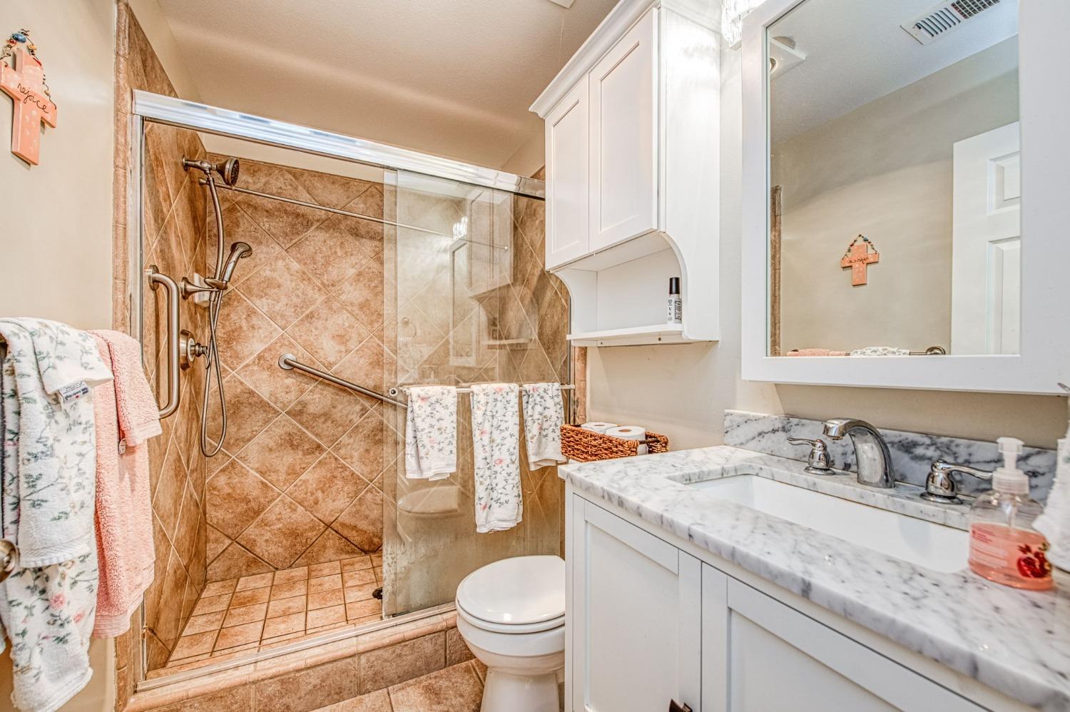 4626 N Arrow Ridge Way, Clovis, CA 93619