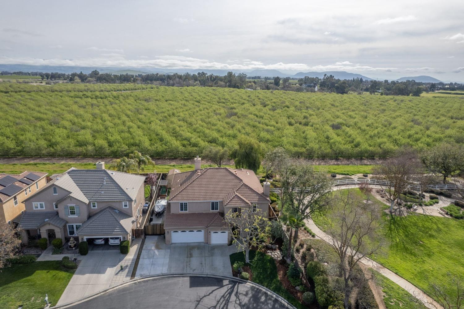 4626 N Arrow Ridge Way, Clovis, CA 93619