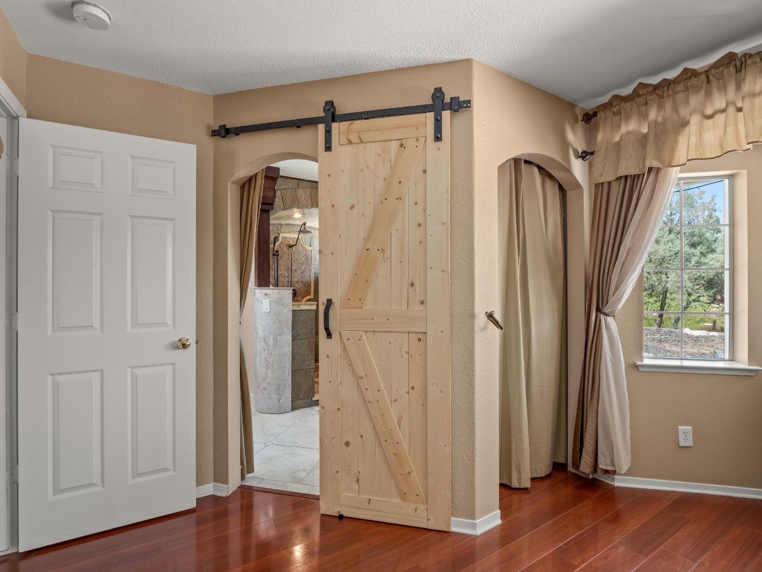 28899 Limestone Way, Coarsegold, CA 93614