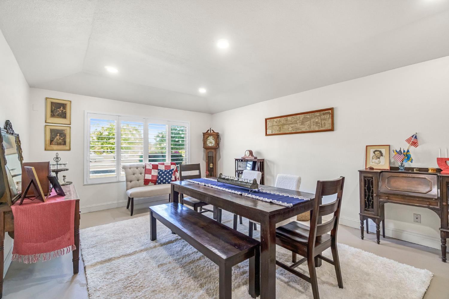 6658 N Thorne Ave, Fresno, CA 93711