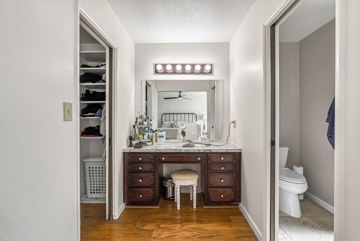 6658 N Thorne Ave, Fresno, CA 93711