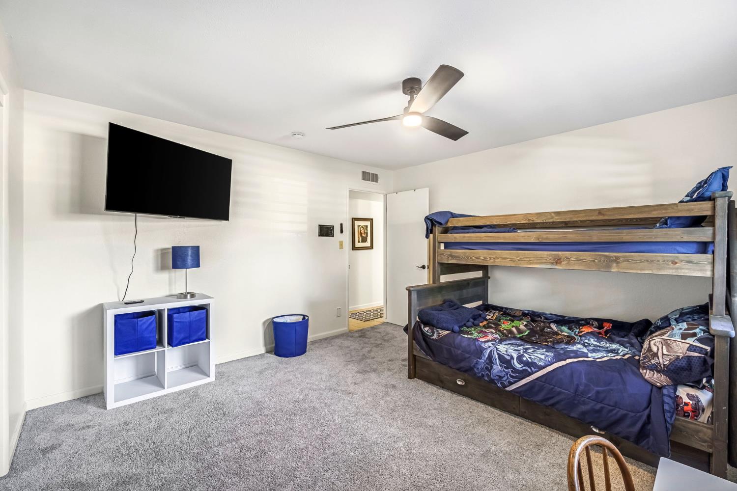 6658 N Thorne Ave, Fresno, CA 93711