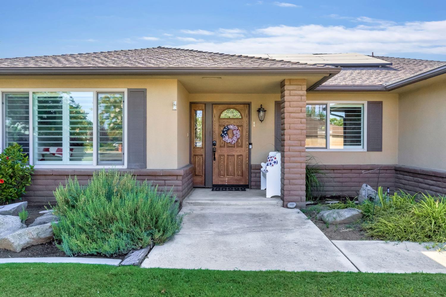 6658 N Thorne Ave, Fresno, CA 93711