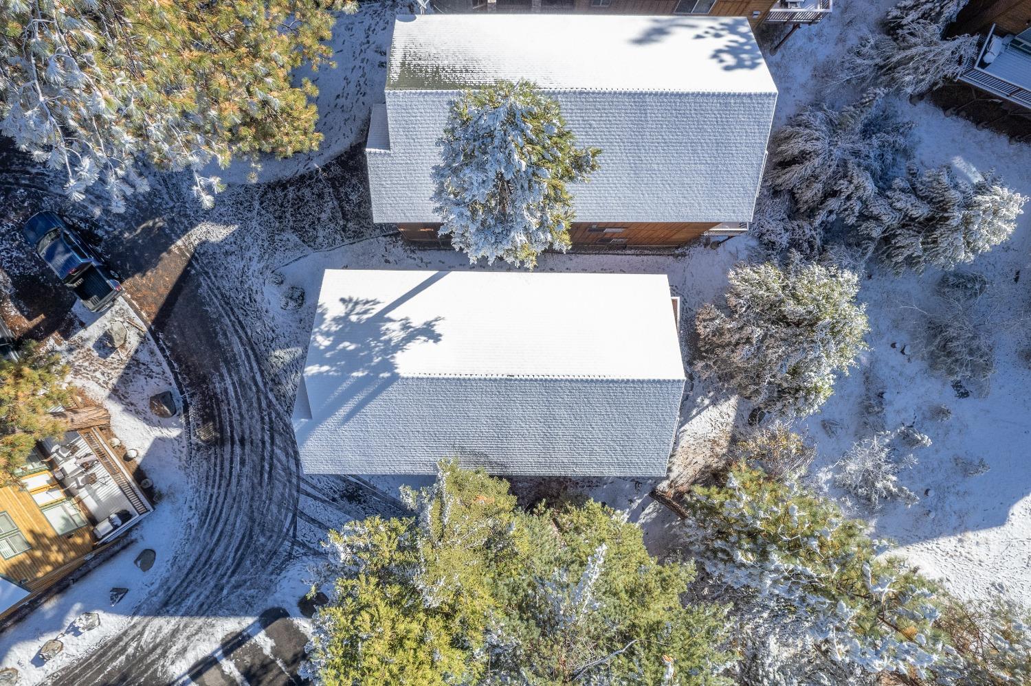 40862 Village Pass Ln, Shaver Lake, CA 93664