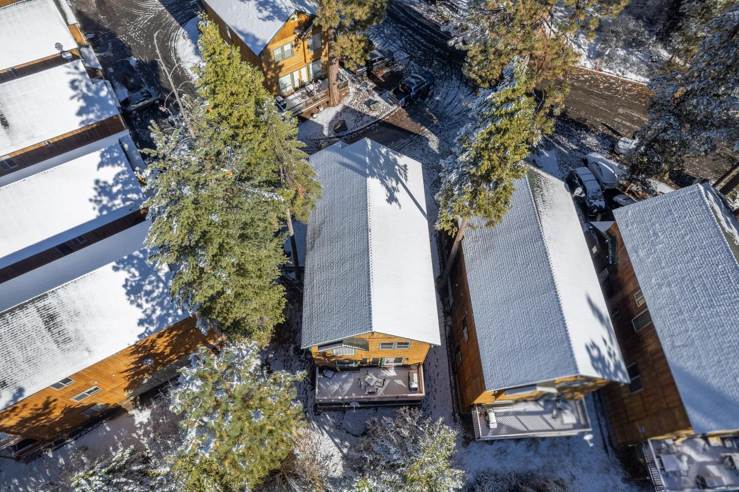 40862 Village Pass Ln, Shaver Lake, CA 93664