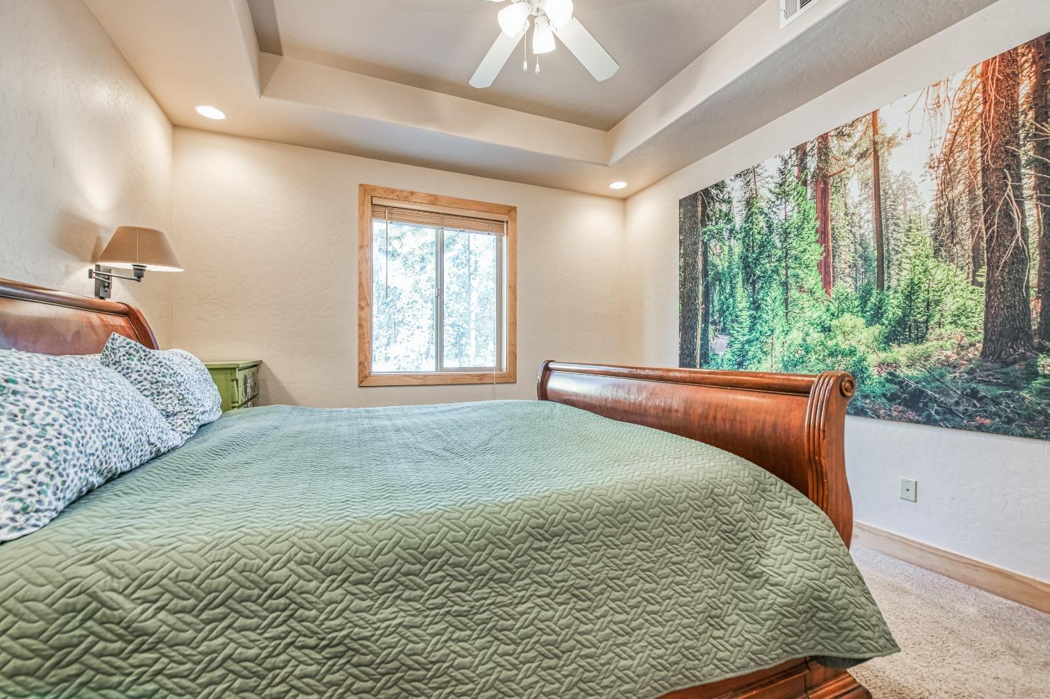 40862 Village Pass Ln, Shaver Lake, CA 93664