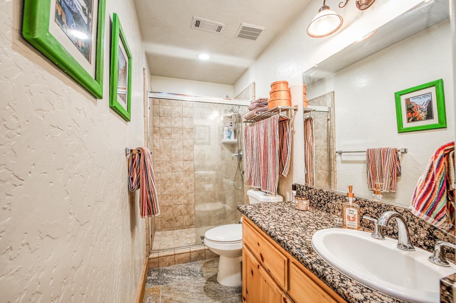 40862 Village Pass Ln, Shaver Lake, CA 93664