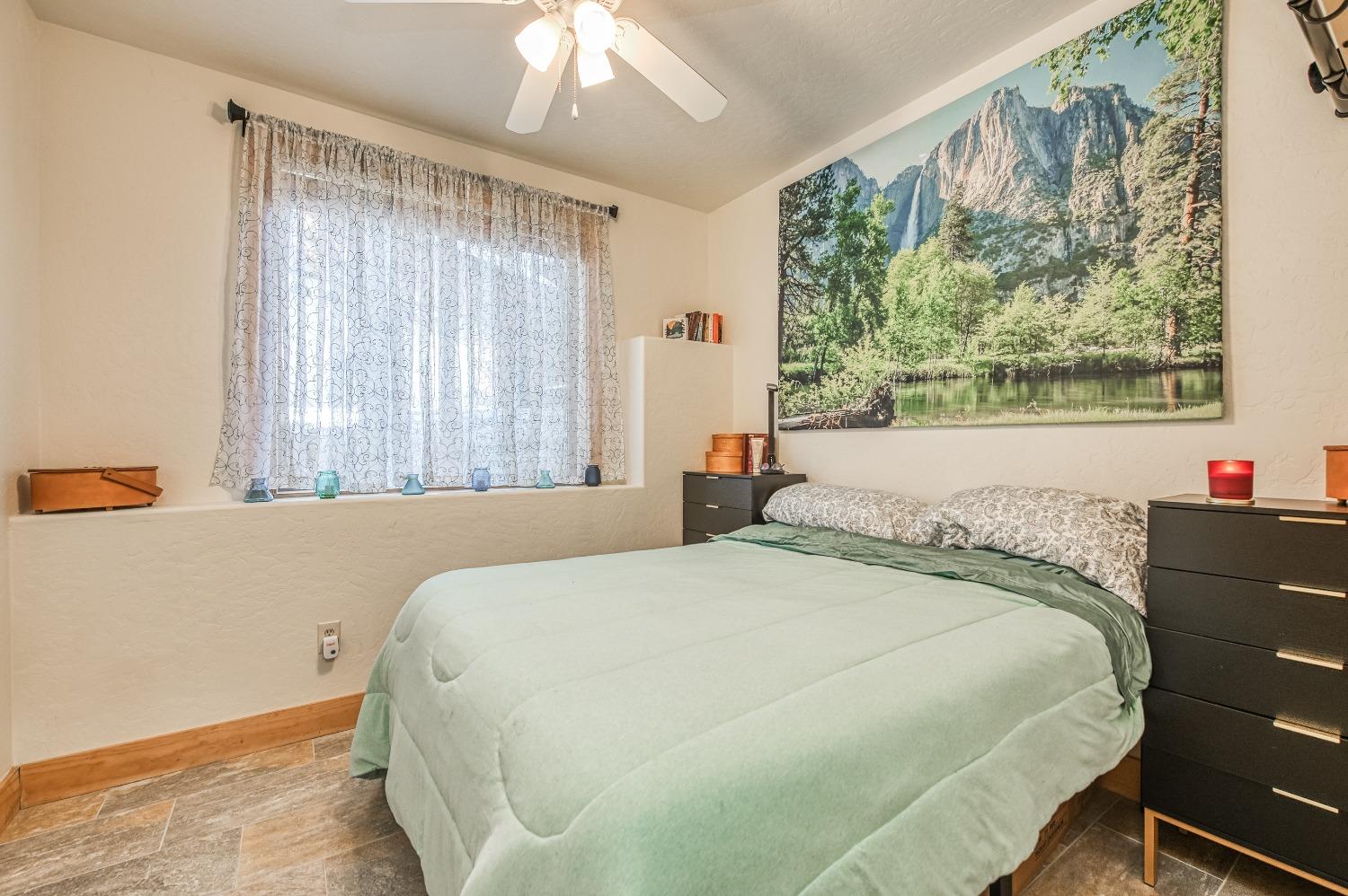 40862 Village Pass Ln, Shaver Lake, CA 93664