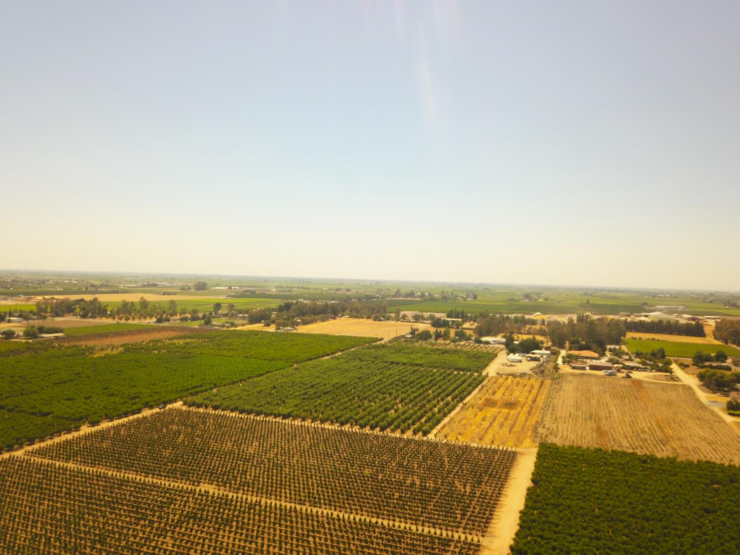 42682 Road 72, Dinuba, CA 93618