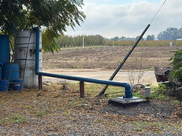 42682 Road 72, Dinuba, CA 93618