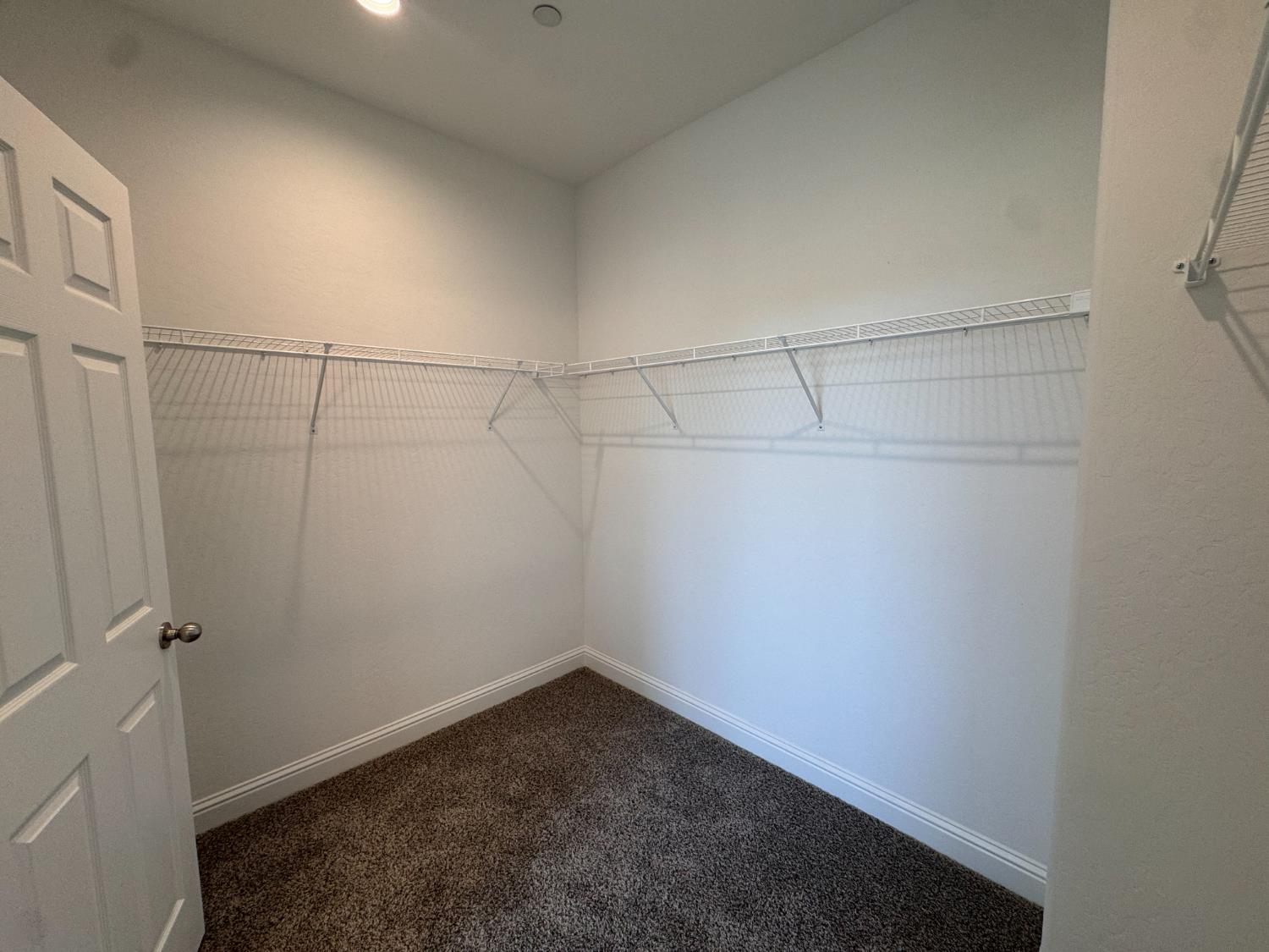 412 W Escalon, Clovis, CA 93612