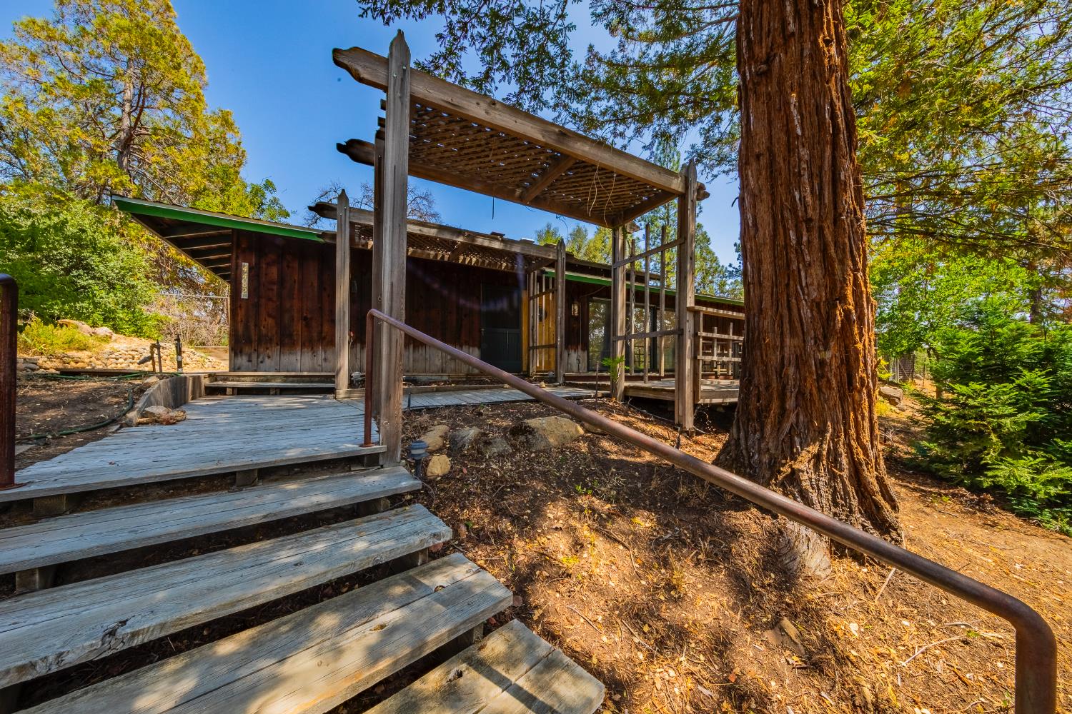 4482 HIRSCH, Mariposa, CA 95338
