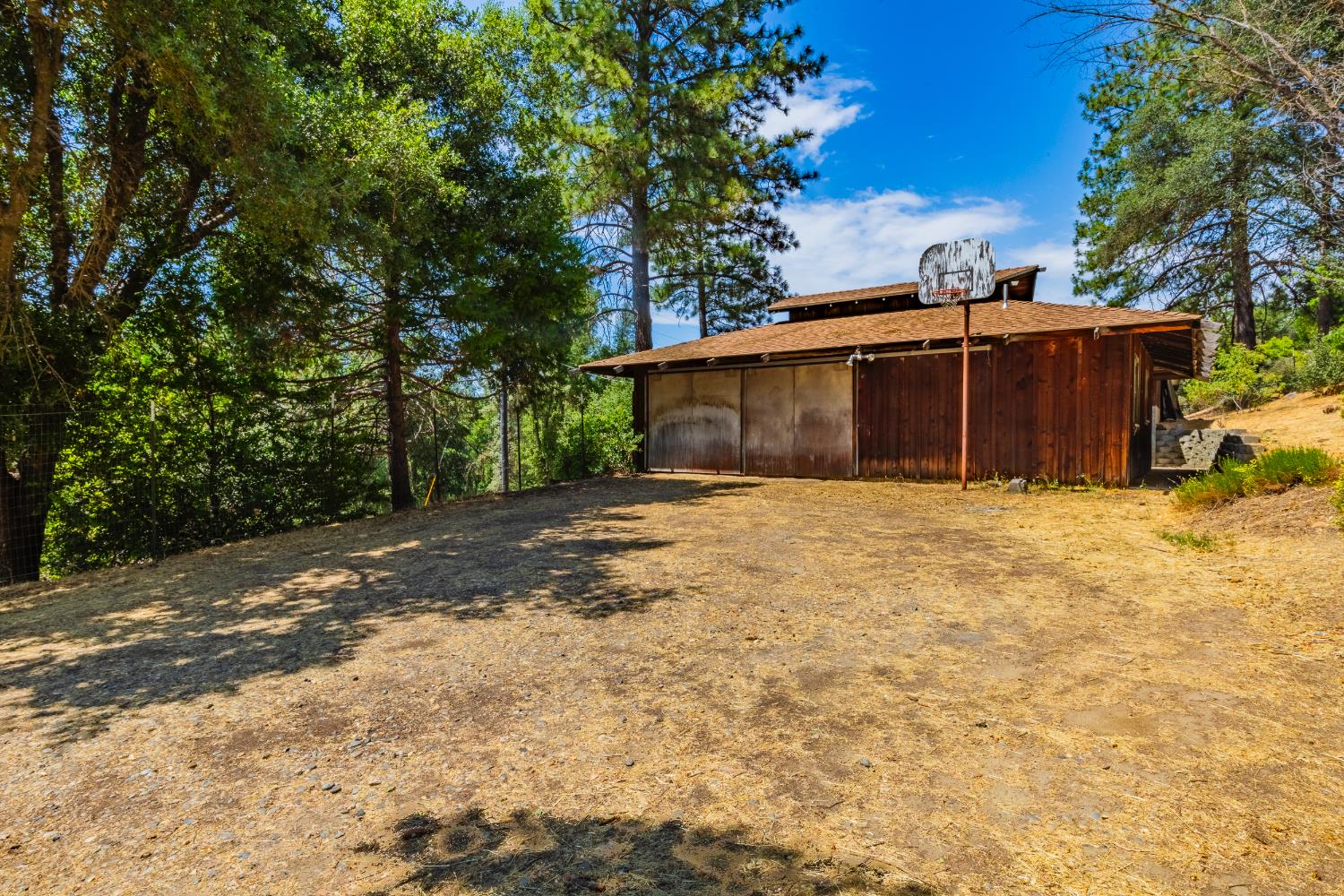 4482 HIRSCH, Mariposa, CA 95338