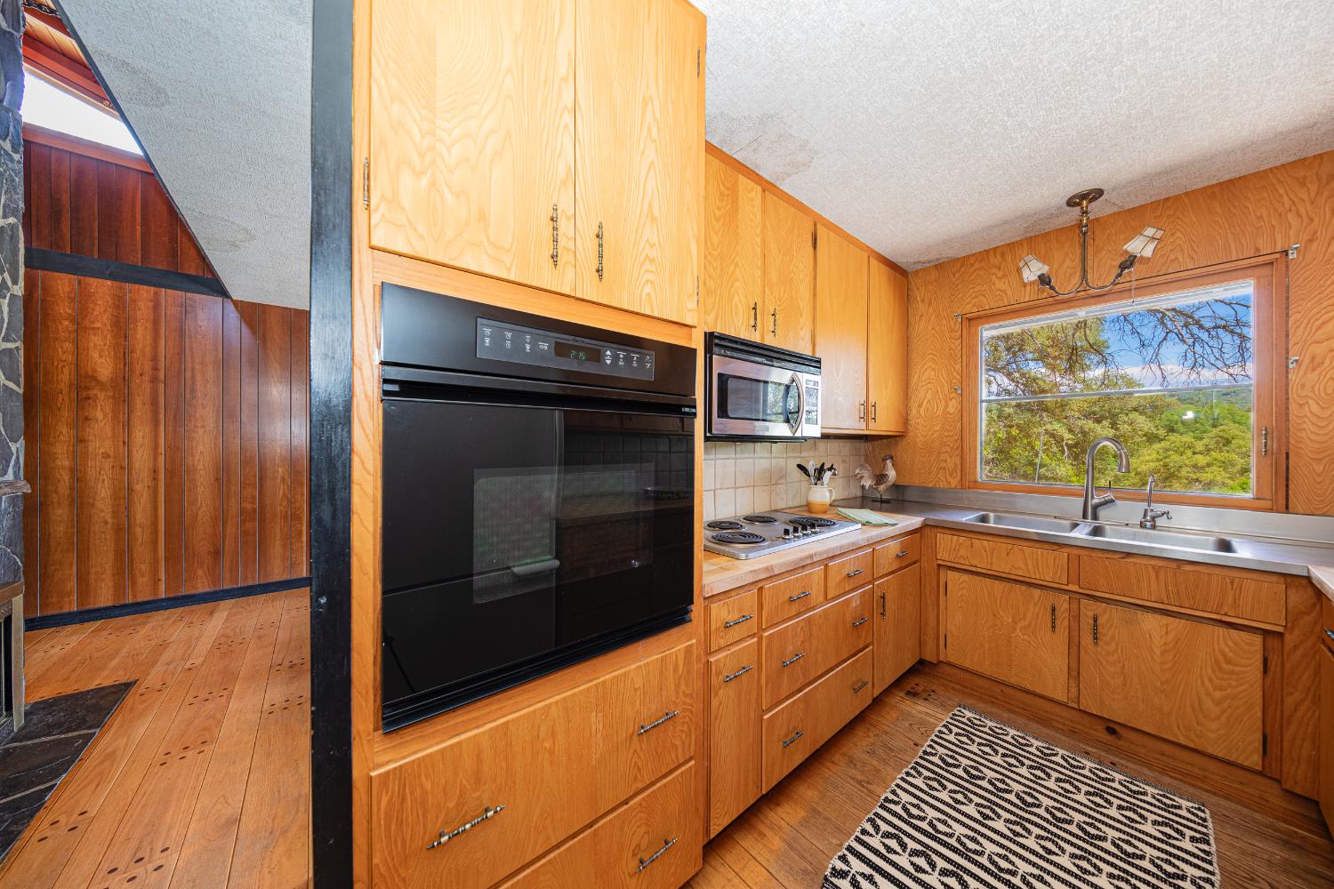 4482 HIRSCH, Mariposa, CA 95338