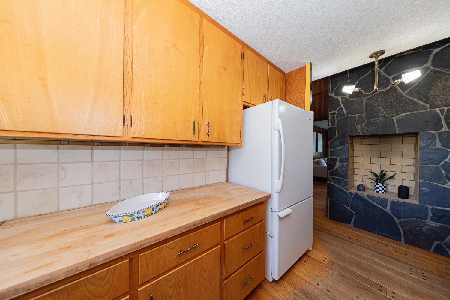 4482 HIRSCH, Mariposa, CA 95338