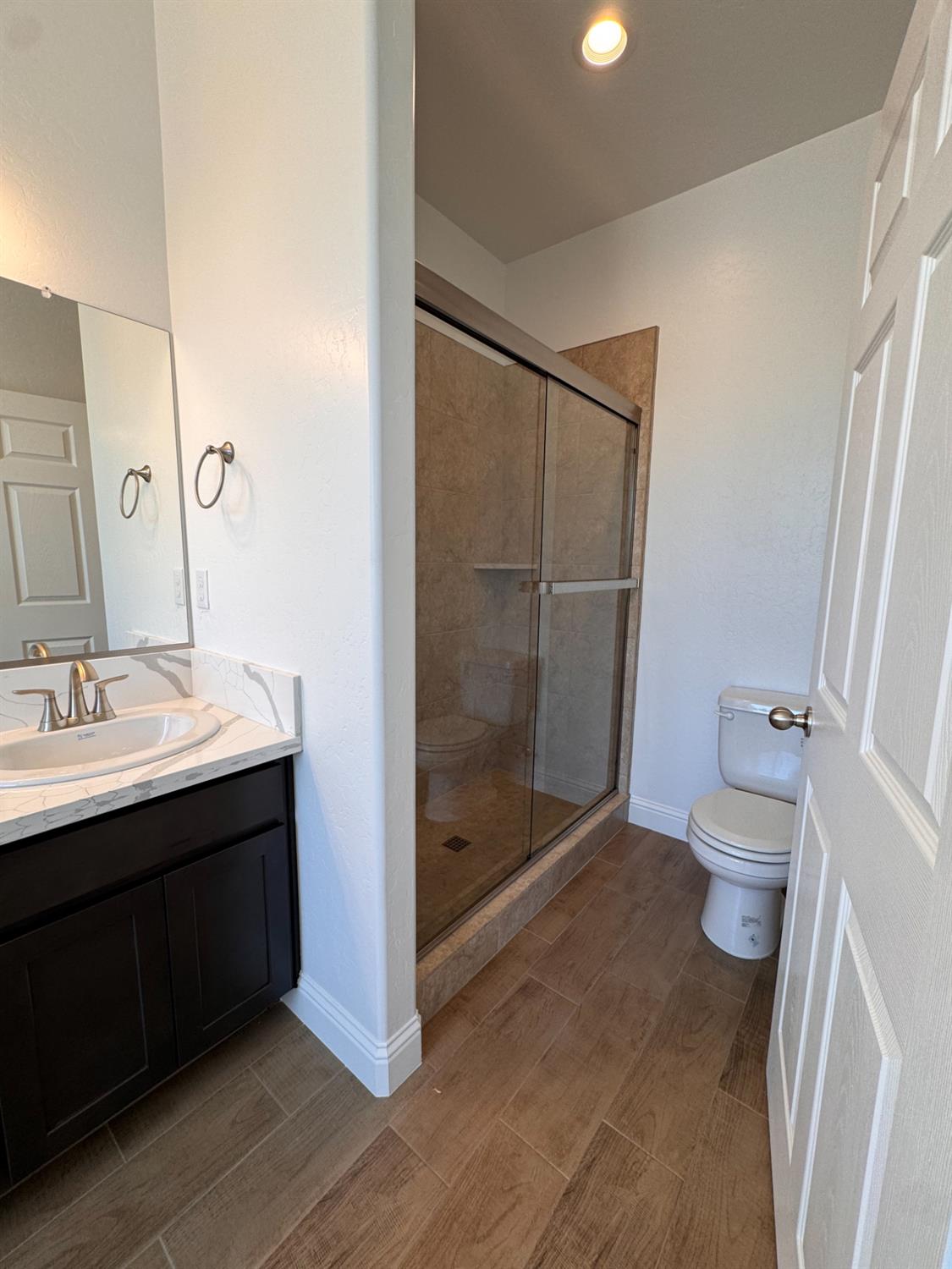 454 W Windsor, Clovis, CA 93612