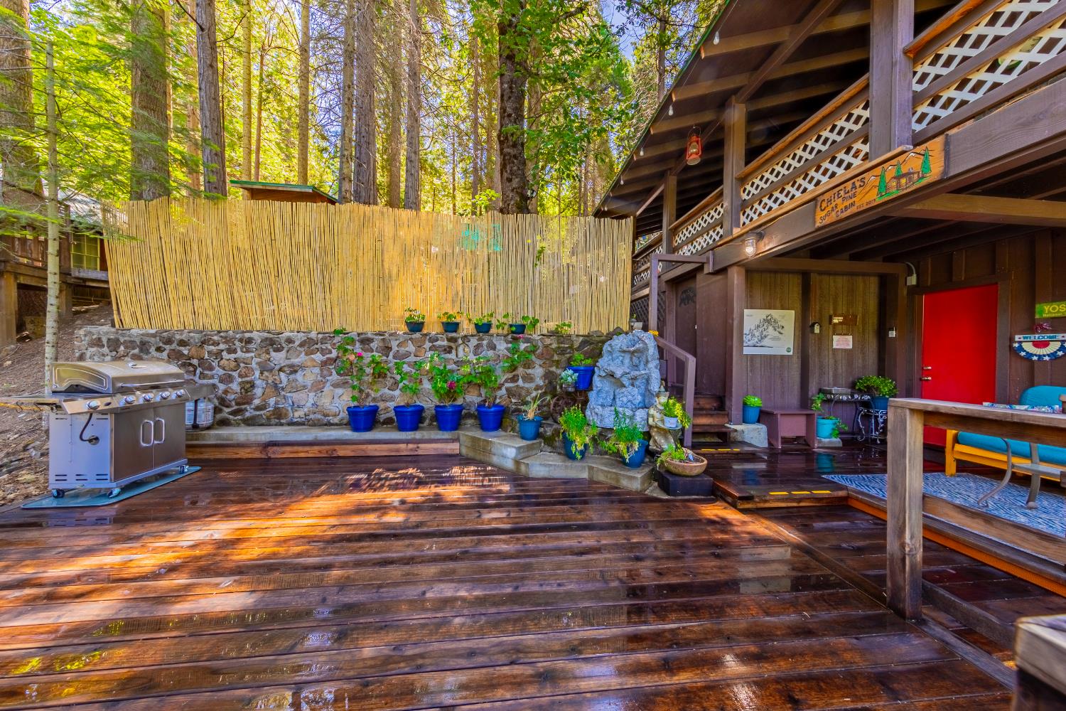 49988 Locust Rd, Oakhurst, CA 93644