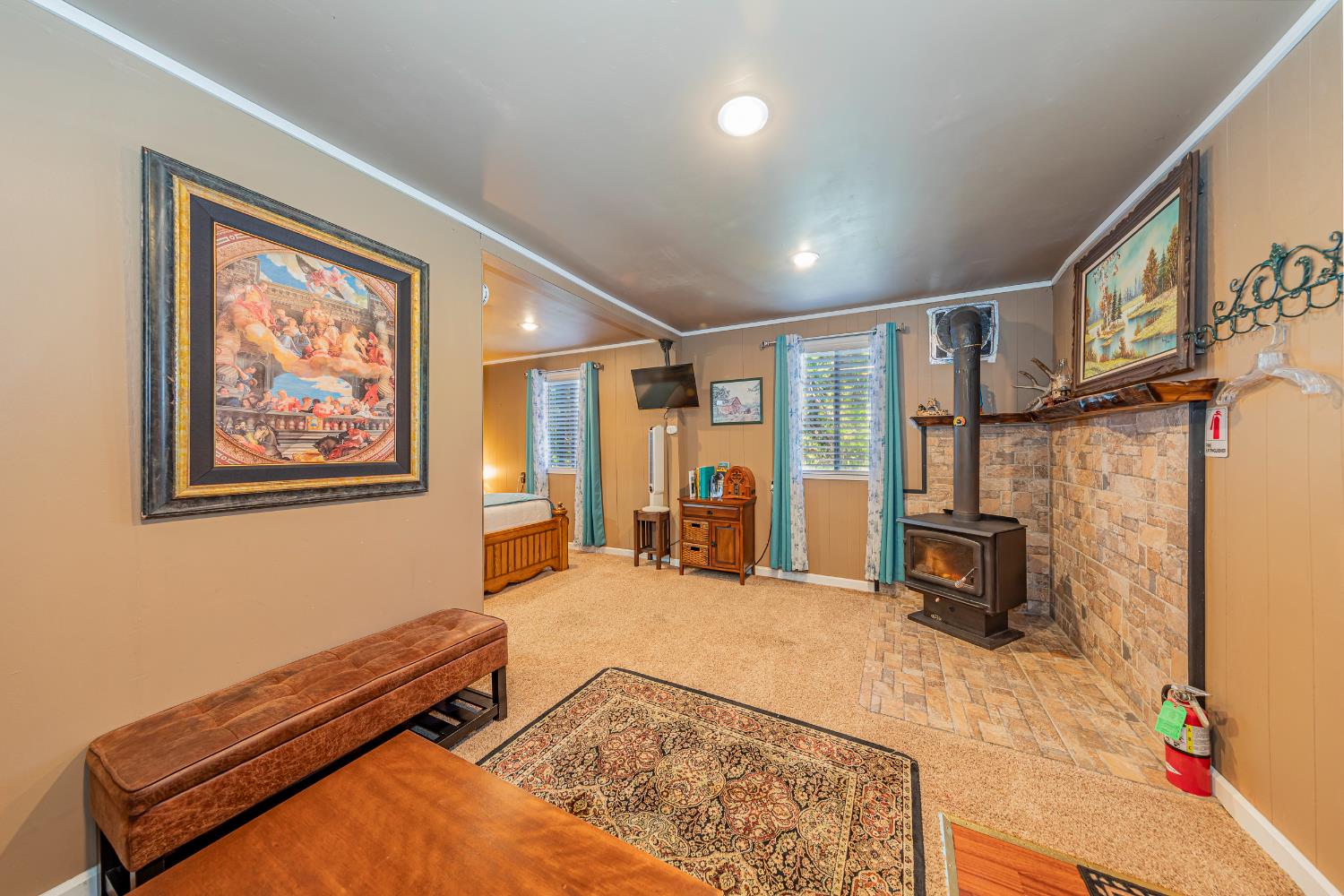 49988 Locust Rd, Oakhurst, CA 93644