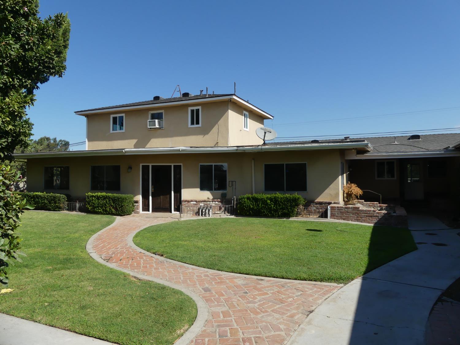 12115 S Temperance Ave, Selma, CA 93662