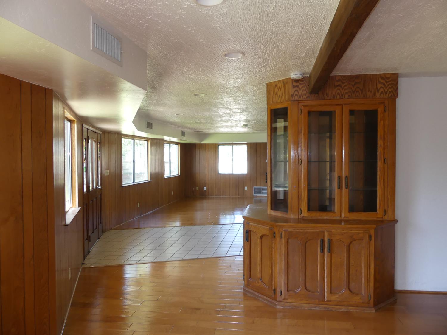 12115 S Temperance Ave, Selma, CA 93662