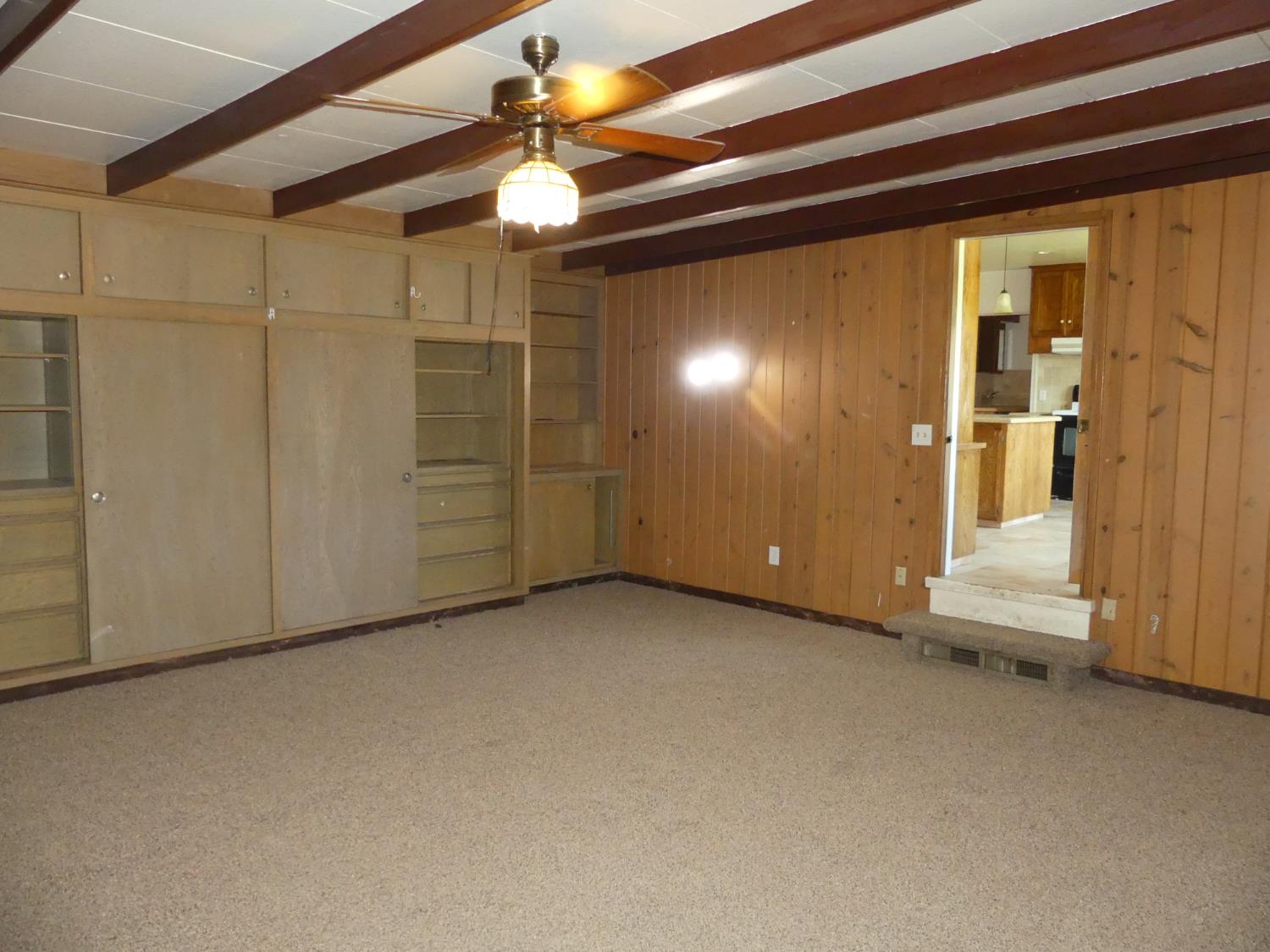 12115 S Temperance Ave, Selma, CA 93662