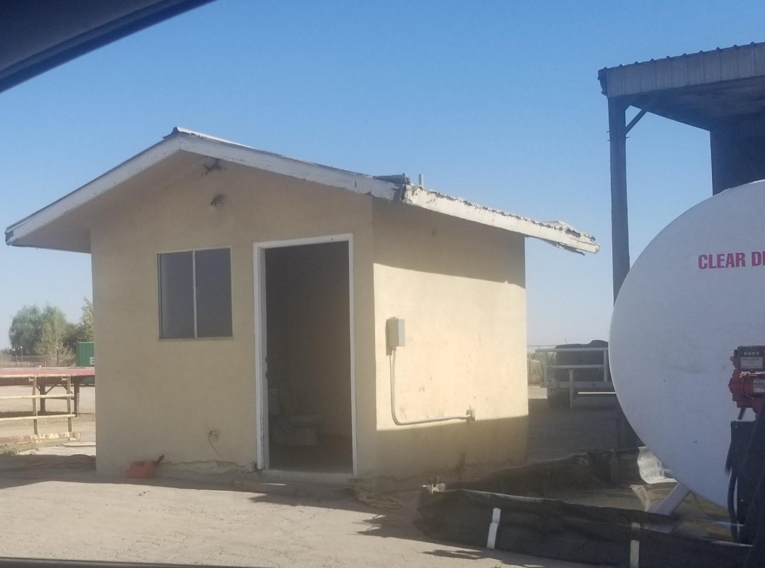 12115 S Temperance Ave, Selma, CA 93662