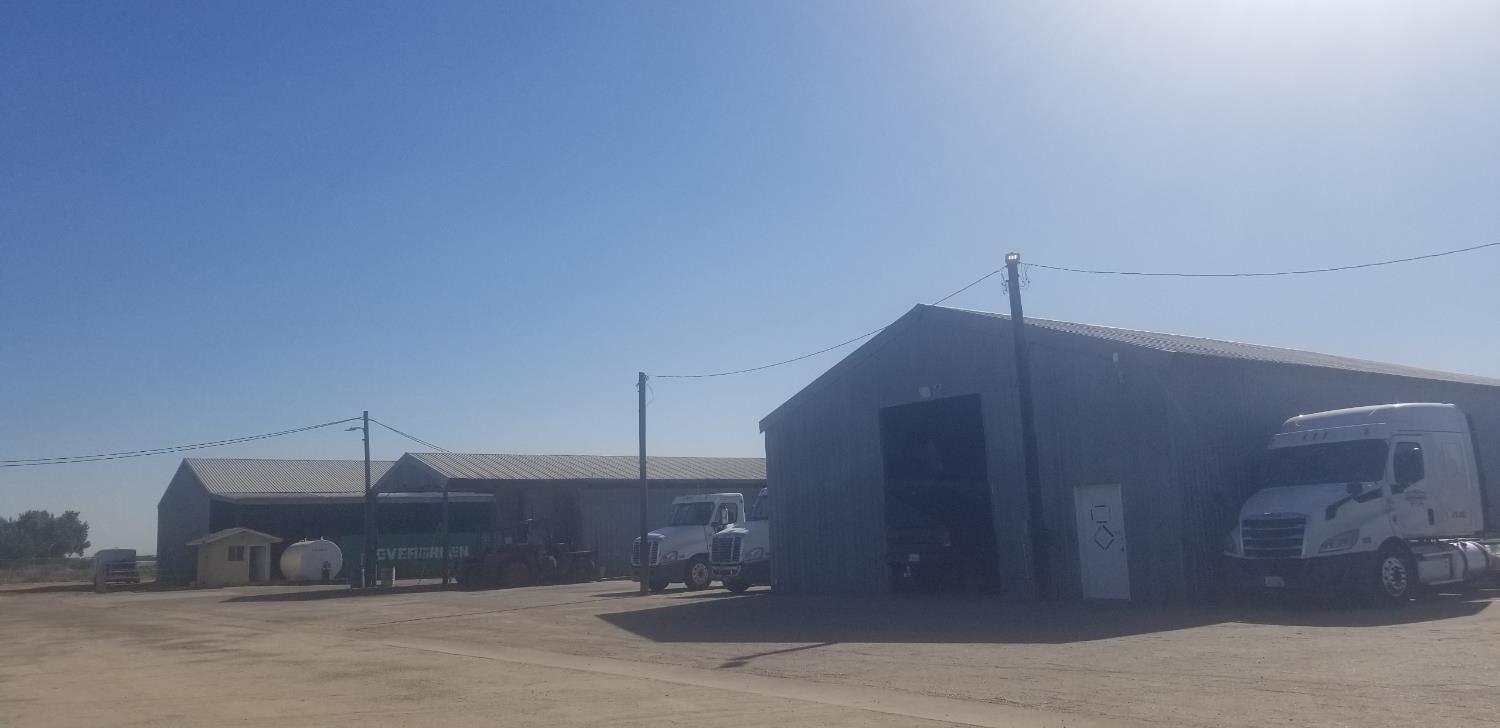 12115 S Temperance Ave, Selma, CA 93662