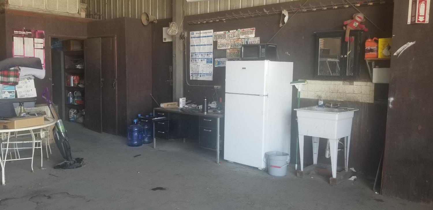 12115 S Temperance Ave, Selma, CA 93662