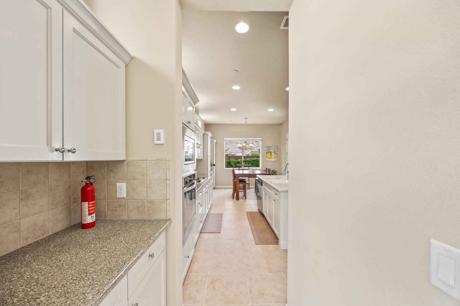 10911 E Swift Ave, Clovis, CA 93619