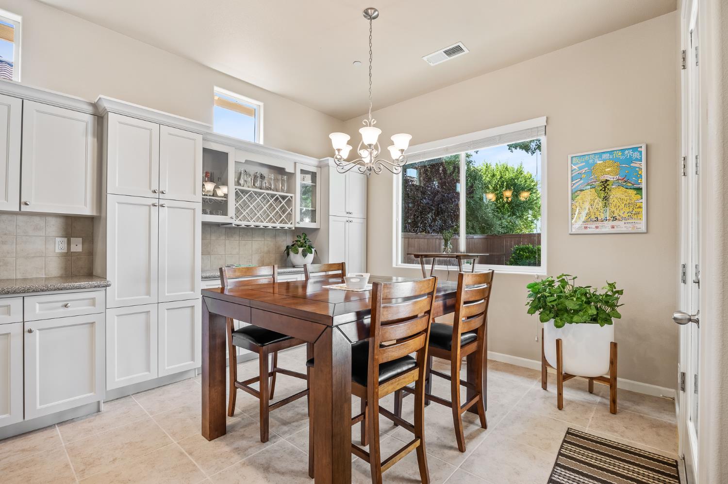 10911 E Swift Ave, Clovis, CA 93619