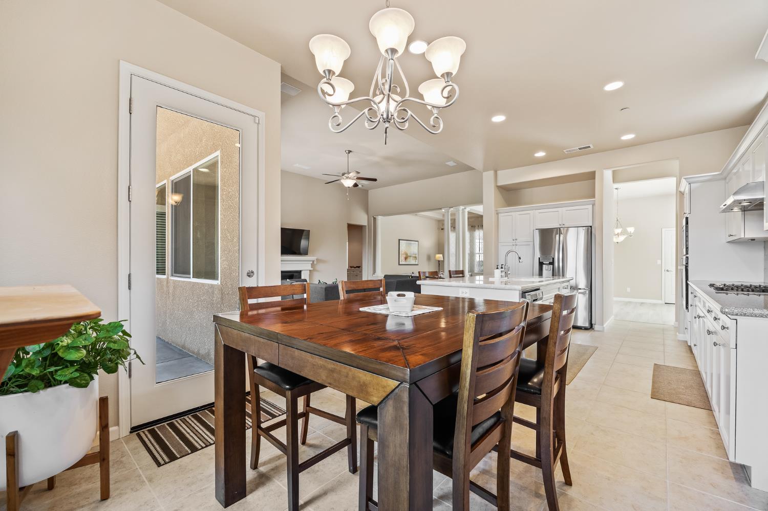 10911 E Swift Ave, Clovis, CA 93619