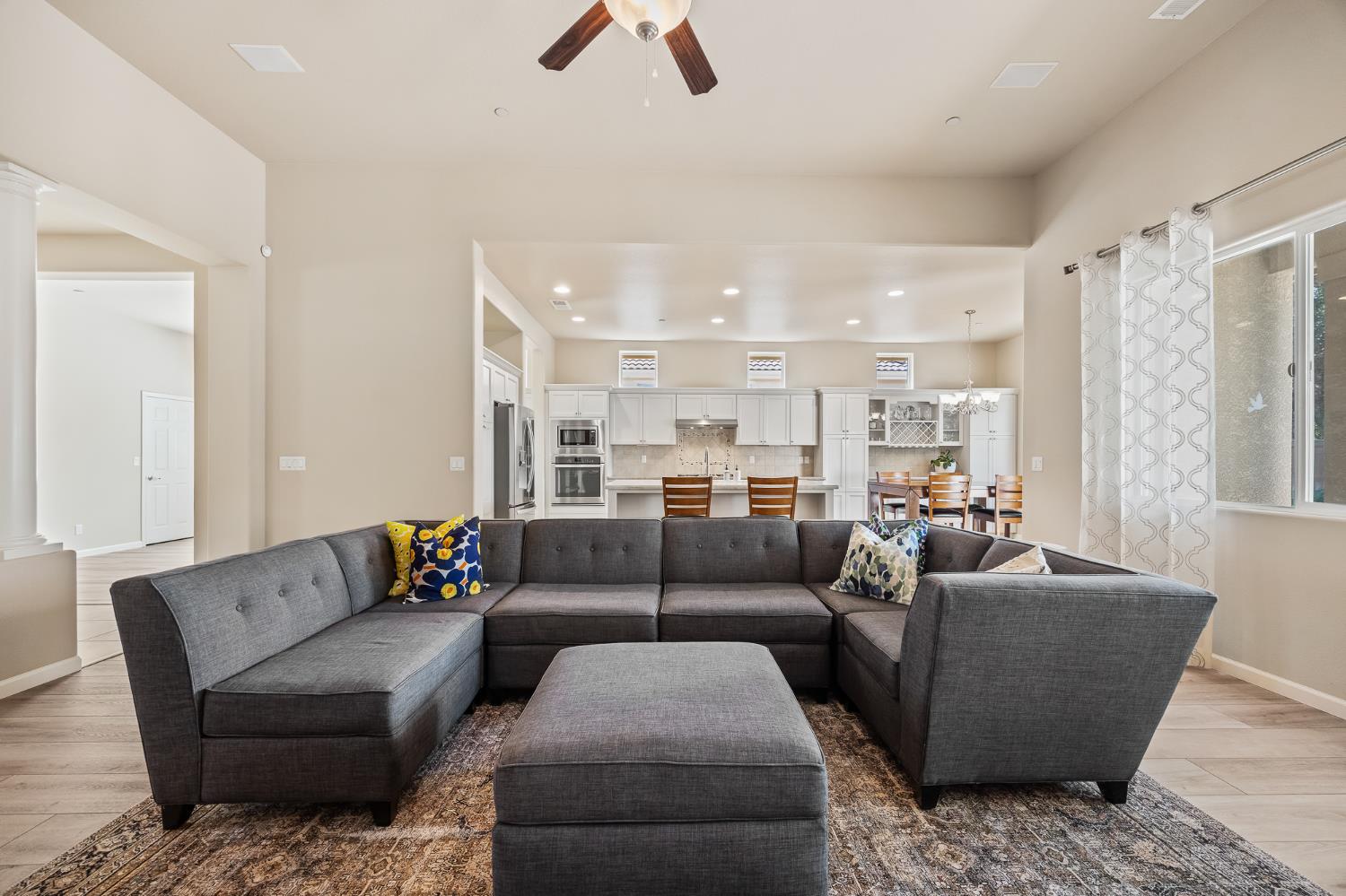 10911 E Swift Ave, Clovis, CA 93619